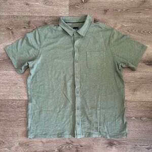 Men’s XL GAP Green Cotton Short Sleeve Button Down Collared Front Pocket Shirt